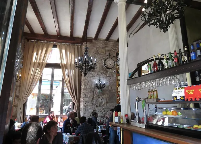 Nou Raval بيت ضيافة برشلونة